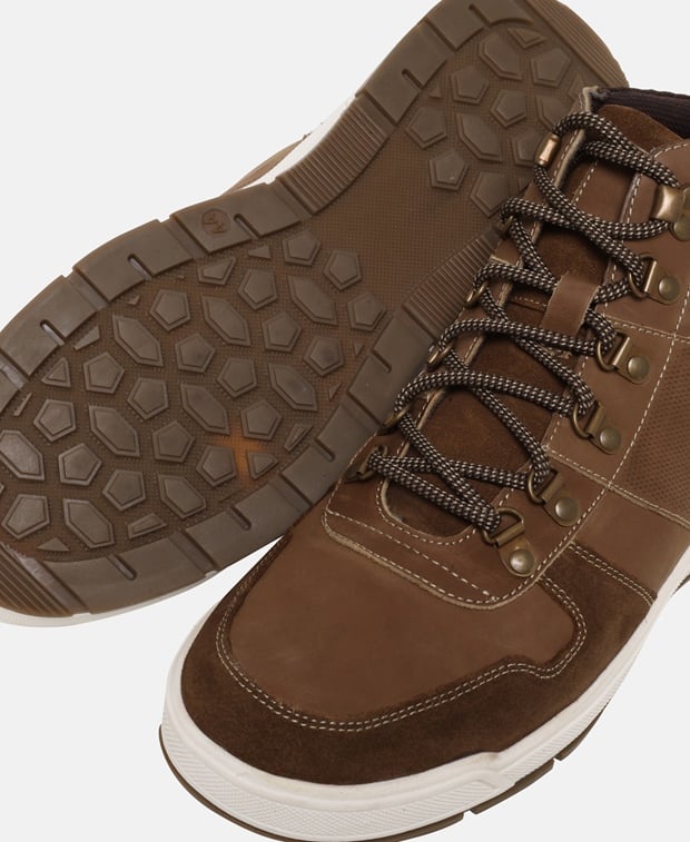 Schnürboots