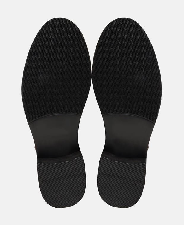 Wadenhohe Stiefel