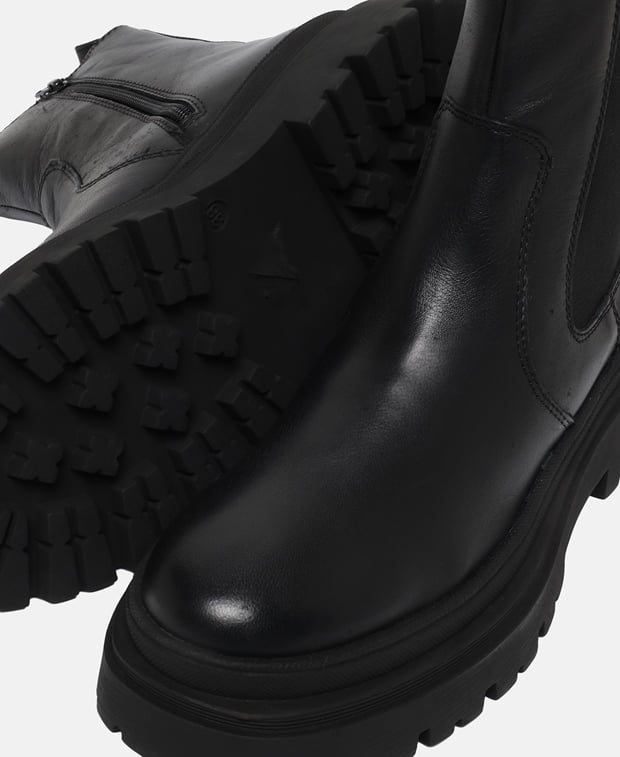 Chelsea Boots
