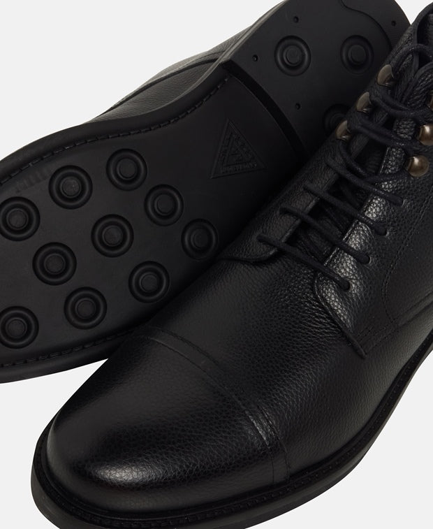 Schnürstiefeletten