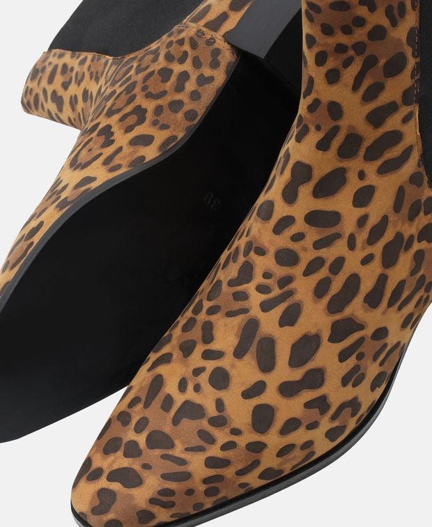 Chelsea Boots