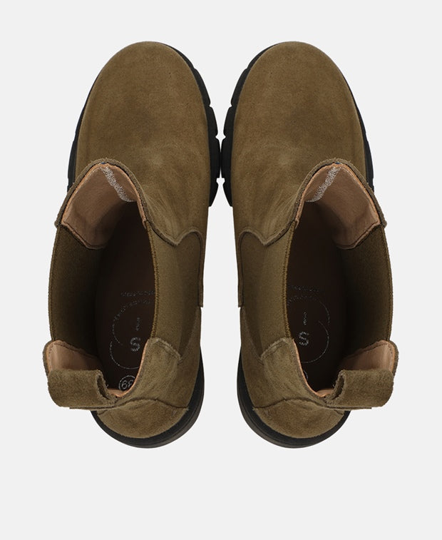 Chelsea Boots