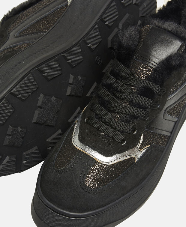 Sneaker