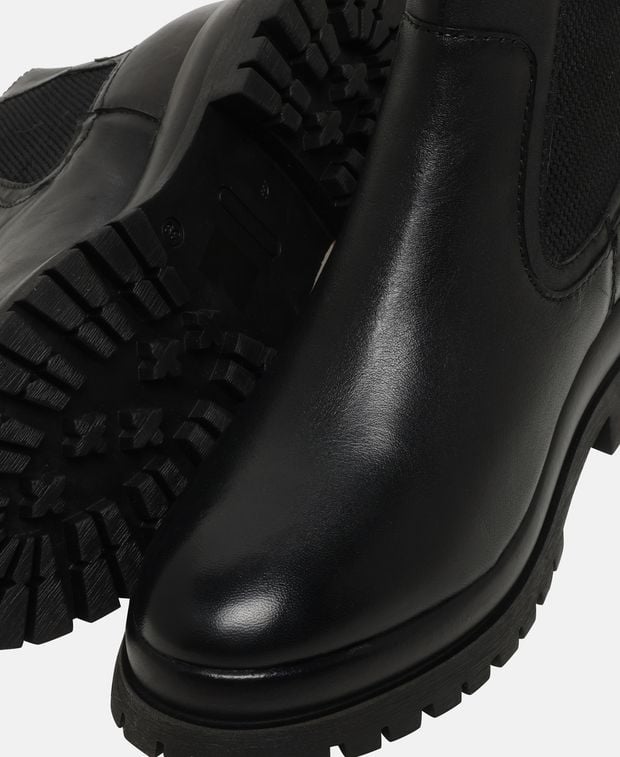 Chelsea Boots