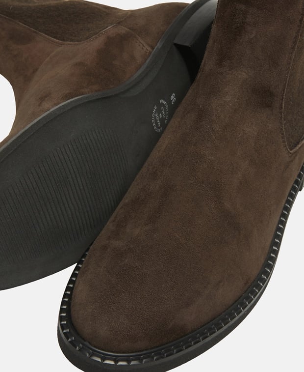 Chelsea Boots