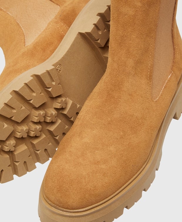 Chelsea Boots