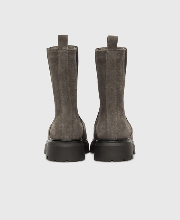 Chelsea Boots