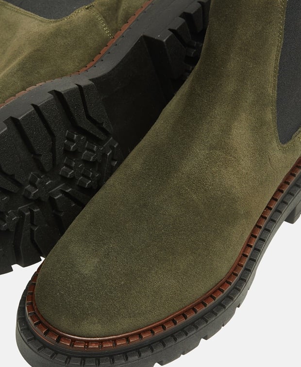 Chelsea Boots