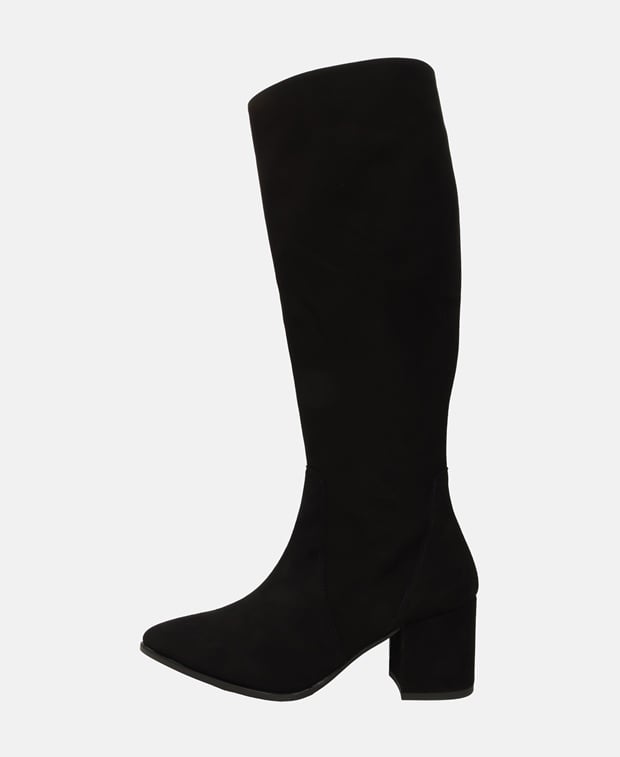 Wadenhohe Stiefel
