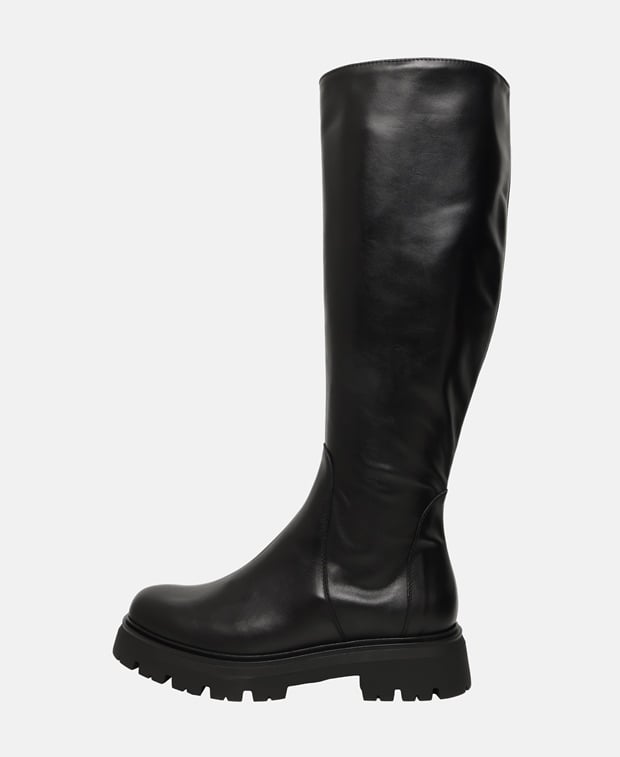 Wadenhohe Stiefel