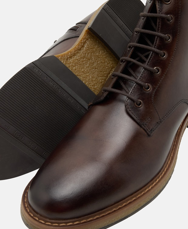 Schnürboots