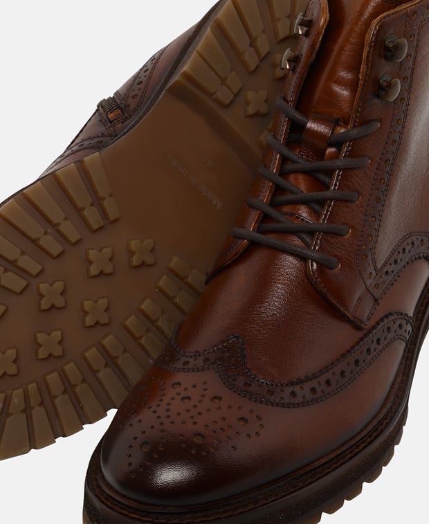 Schnürstiefeletten