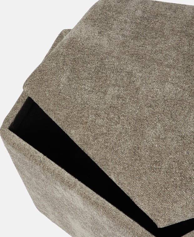 Hocker mit Stauraum