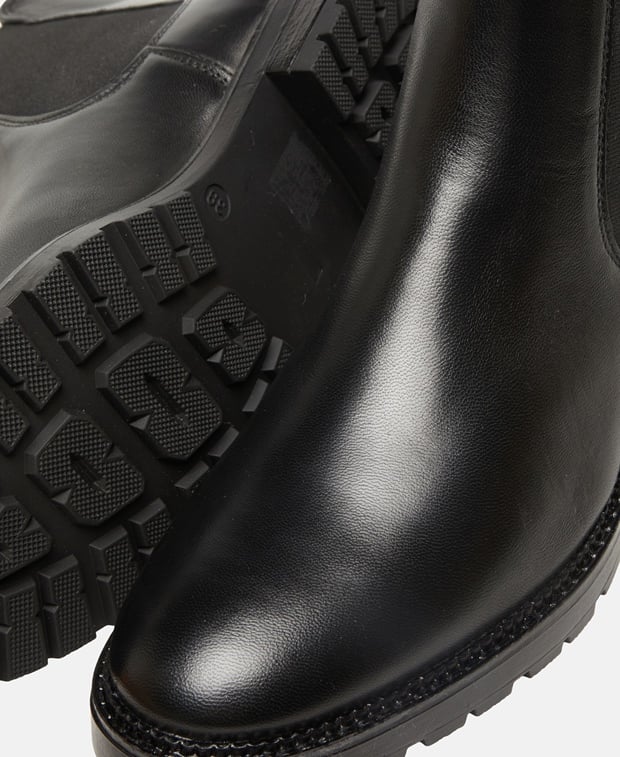 Chelsea Boots