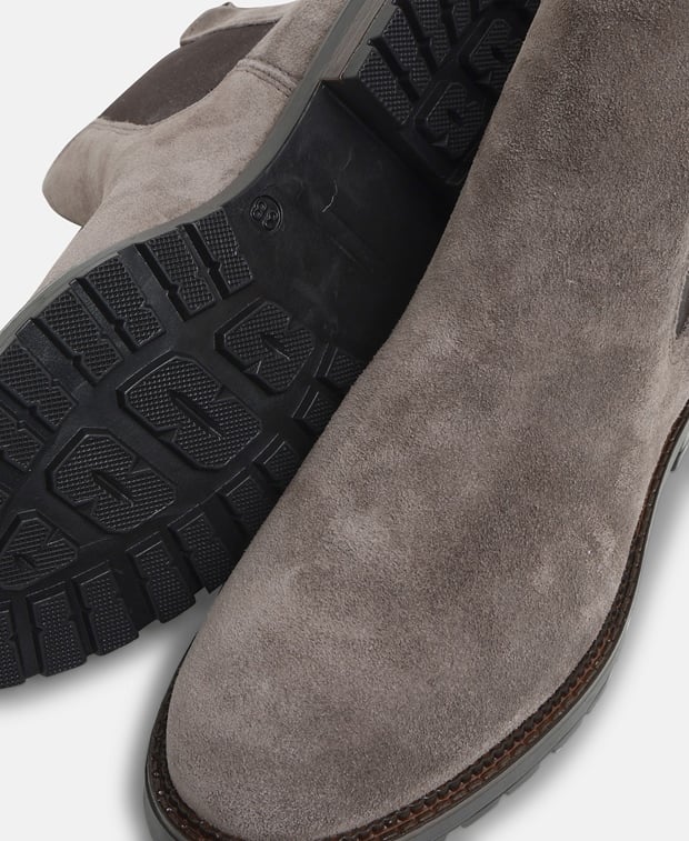 Chelsea Boots