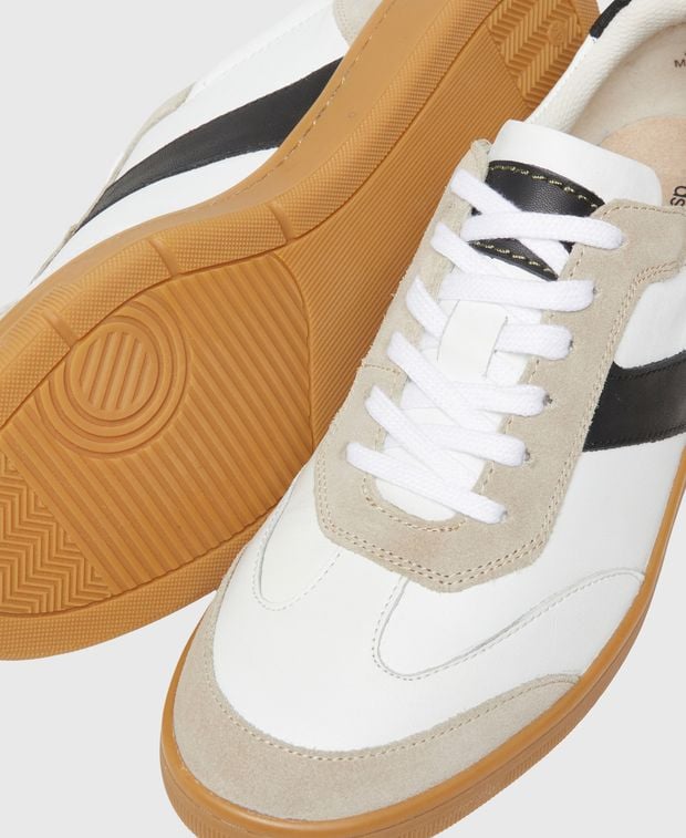 Sneaker Hattrick