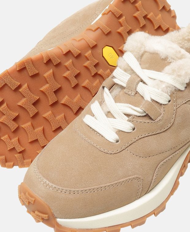 Sneaker