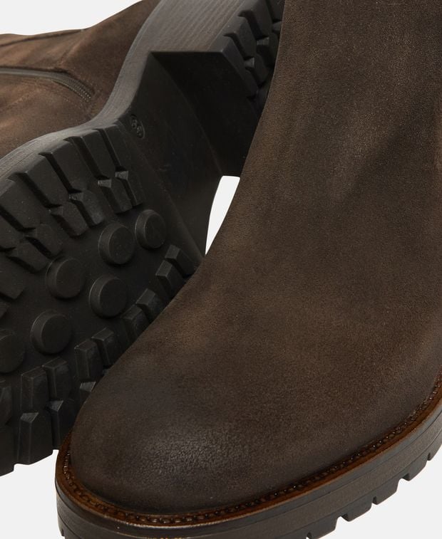 Chelsea Boots