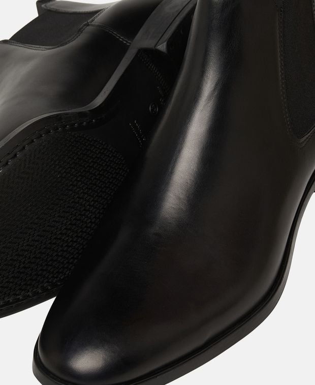 Chelsea Boots
