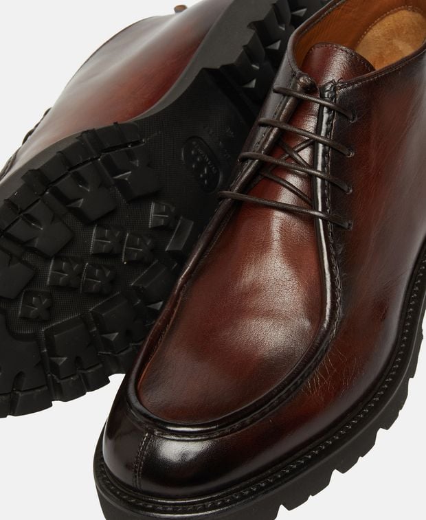 Schnürstiefeletten