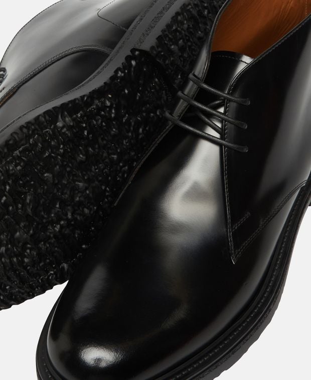 Schnürstiefeletten