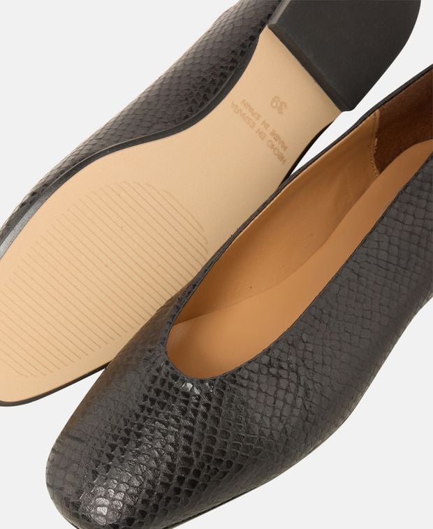 Ballerinas Schlange