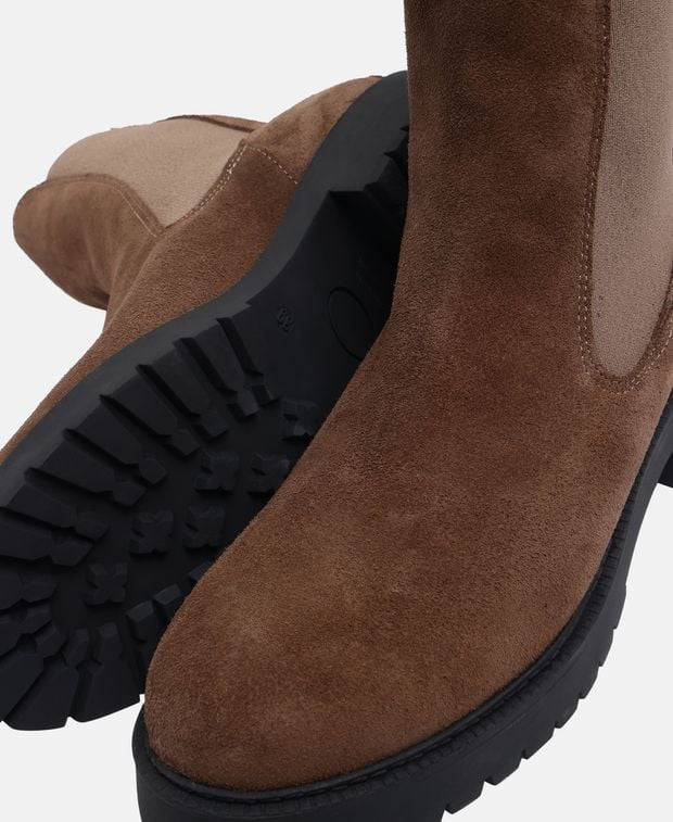Chelsea Boots
