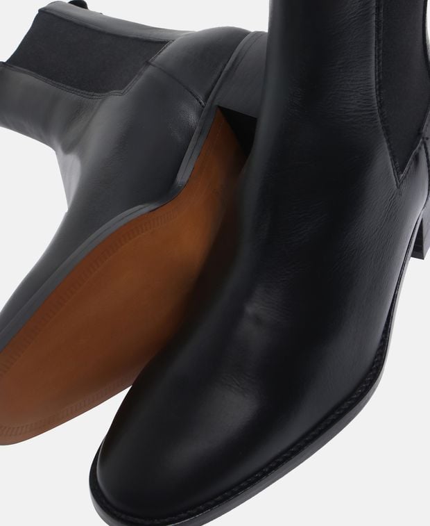 Chelsea Boots
