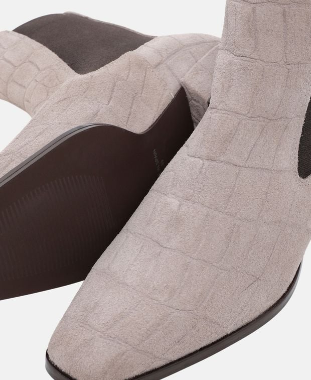 Chelsea Boots