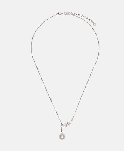 Halskette mit Anhänger