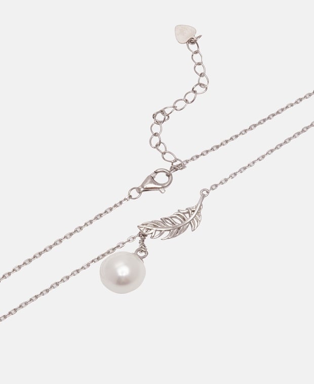 Halskette mit Anhänger