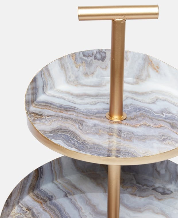 Etagere