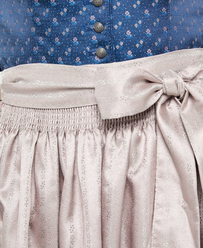 Dirndl mit Schürze