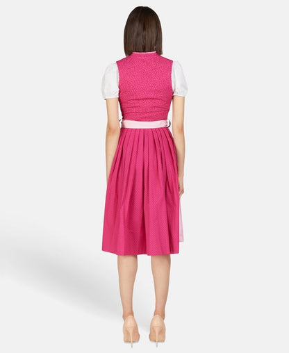 Dirndl mit Schürze