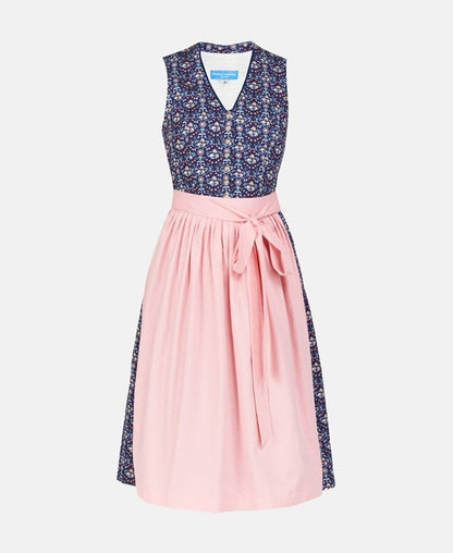 Dirndl mit Schürze
