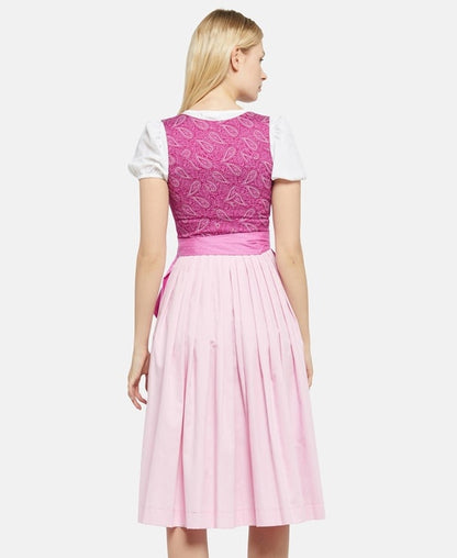 Dirndl mit Schürze