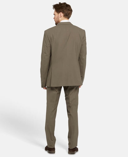 Anzug