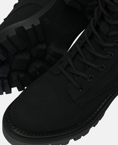 Schnürboots