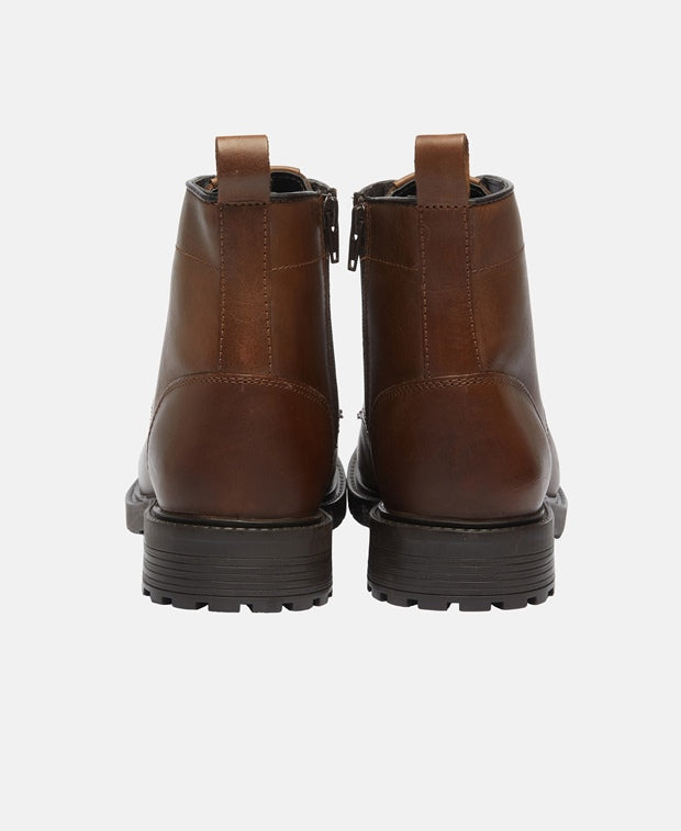 Schnürstiefeletten