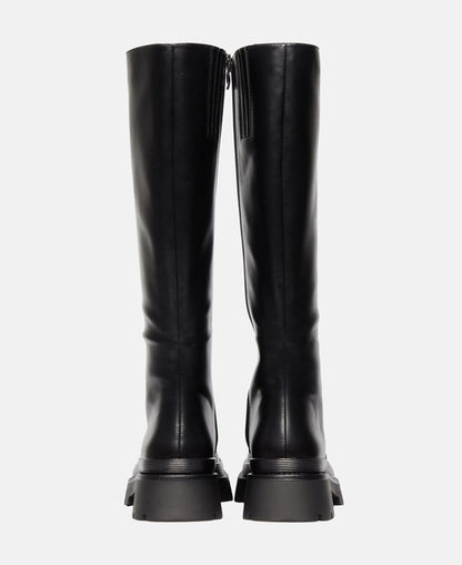 INT1221K033 Stiefel
