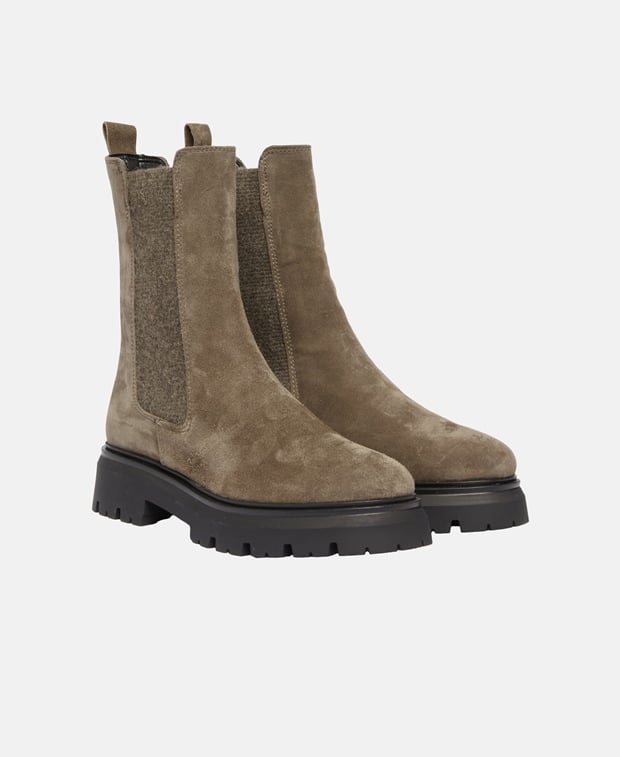 Chelsea Boots