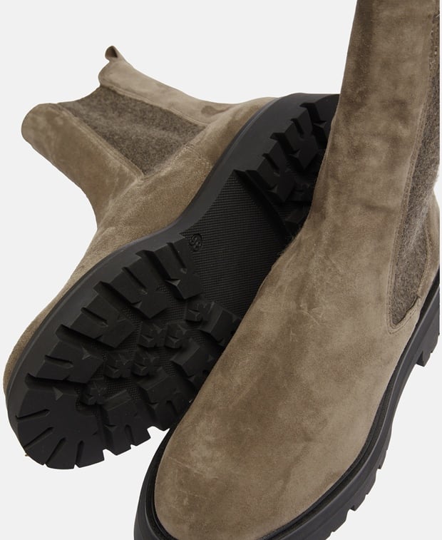 Chelsea Boots