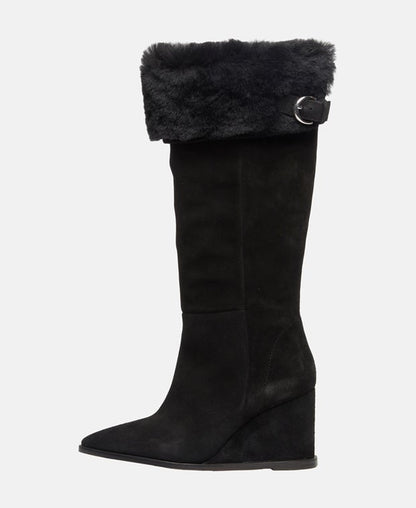 Stiefel mit Keilabsatz