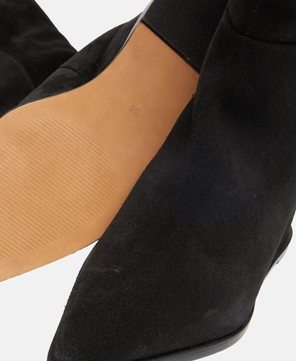 Stiefel mit Keilabsatz