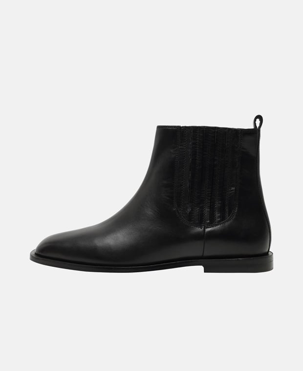 Chelsea Boots