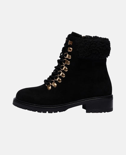 Schnürstiefeletten