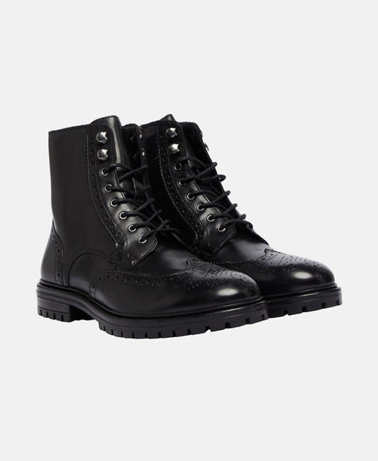 Schnürstiefeletten