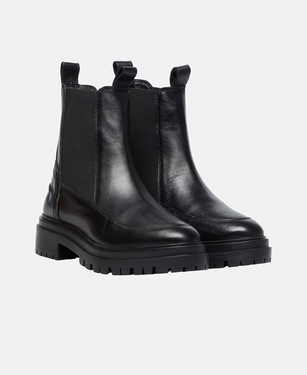 Chelsea Boots