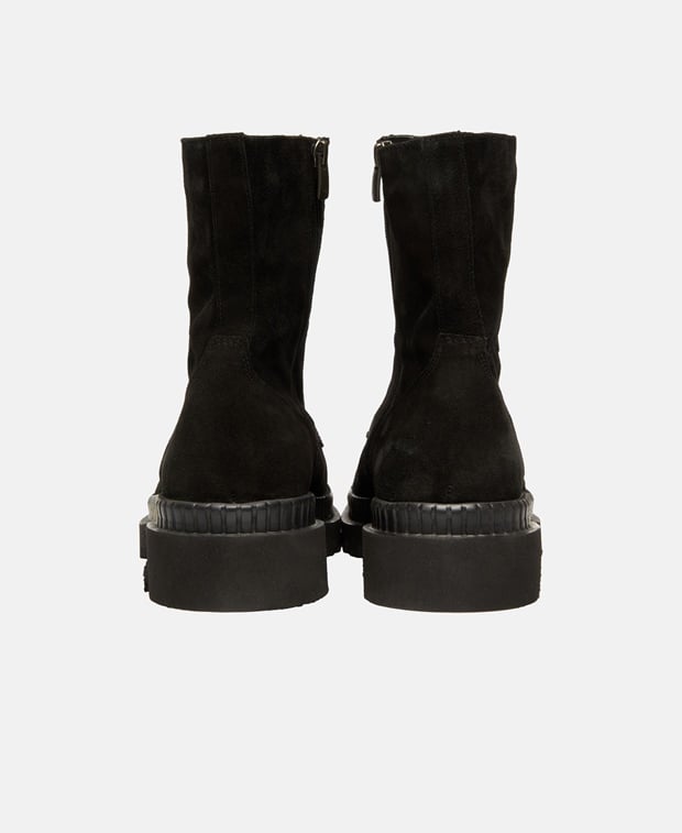 Schnürstiefeletten