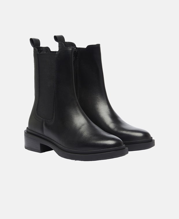 Chelsea Boots